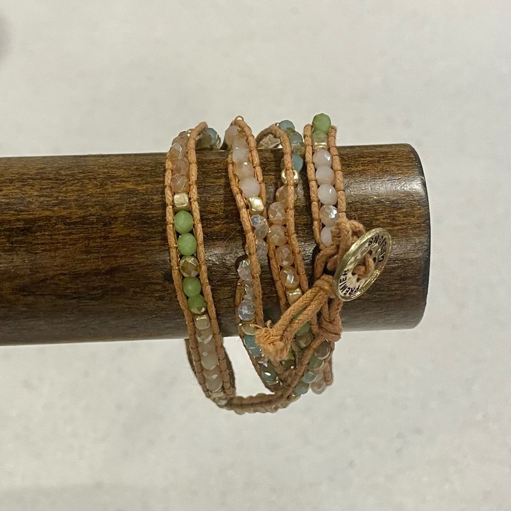 Premier Designs Green and Cream Beaded Wrap Bracelet
